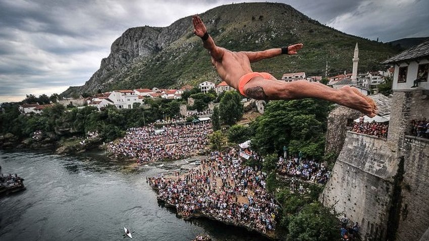 Old Bridge Diving